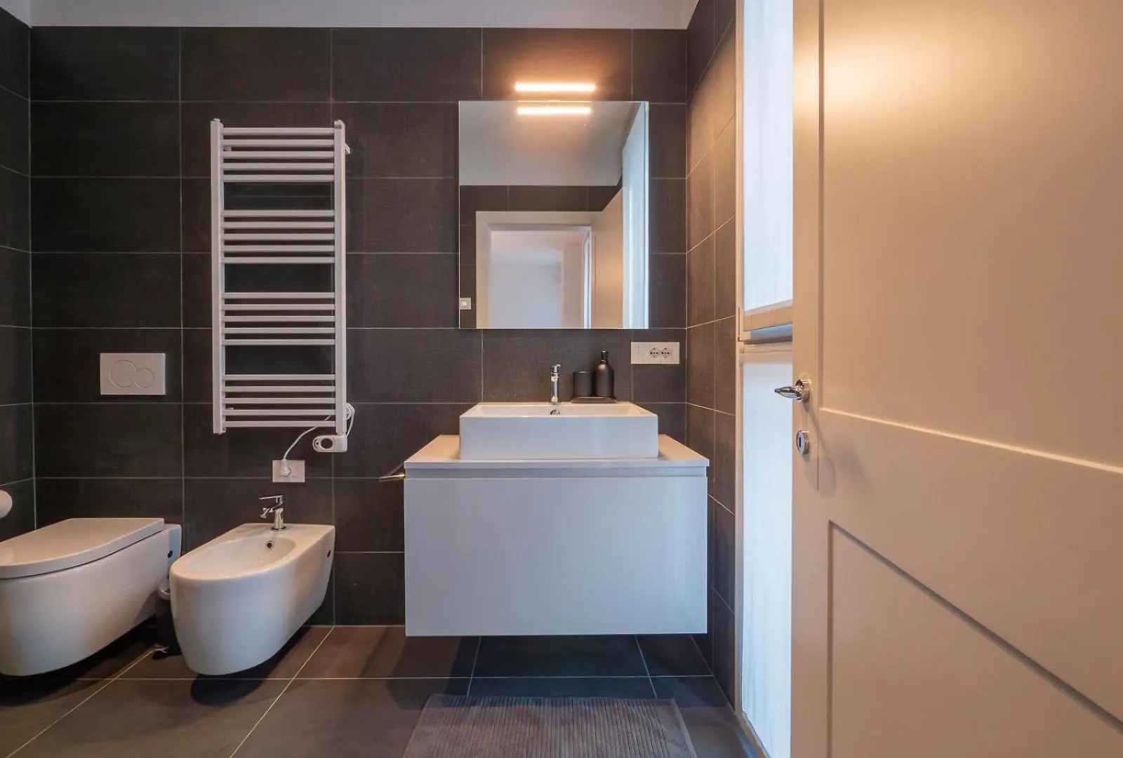 מילאנו Luxury Apartment - Principe Eugenio 3 - 4 Piano